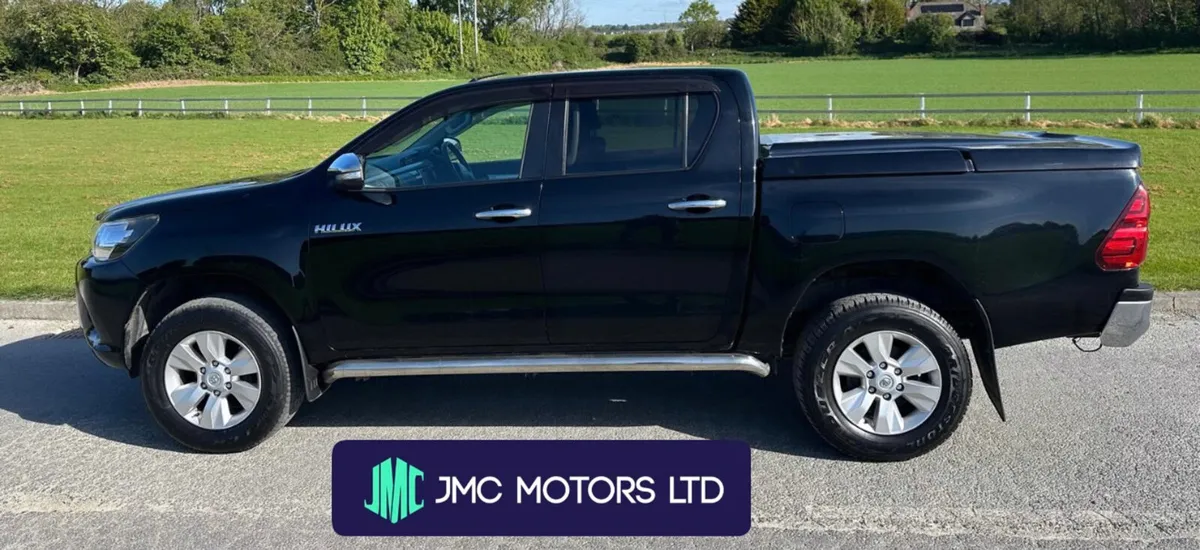 Toyota Hilux 2018 SR5 - Image 3