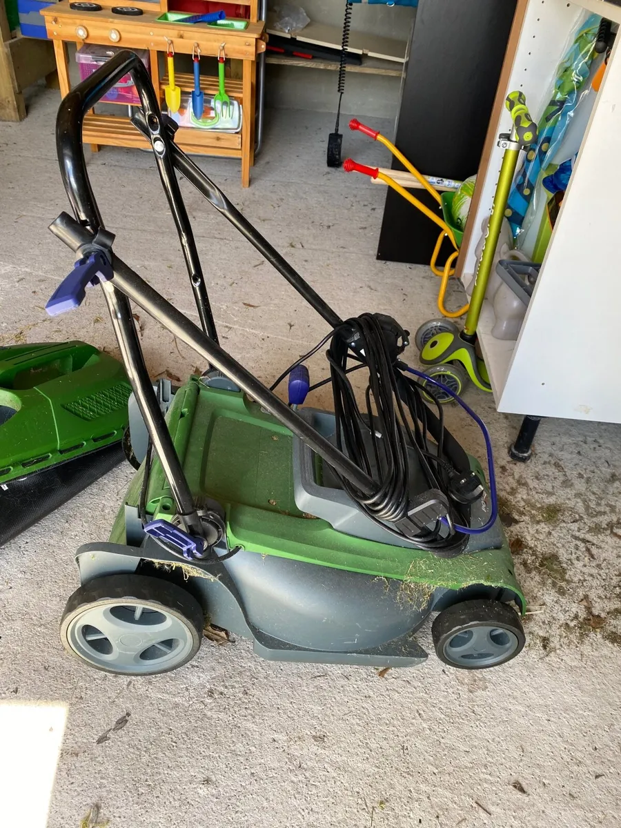 Electric Lawnmower - Image 1