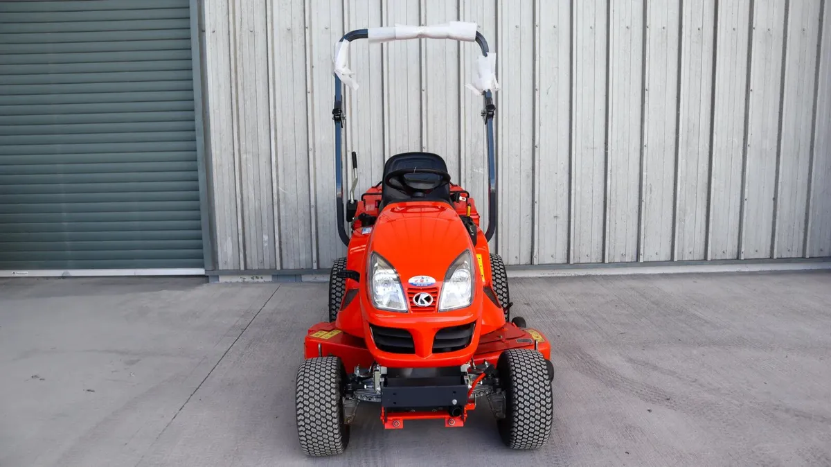 2020 Kubota GR2120 Lawnmower - Image 4
