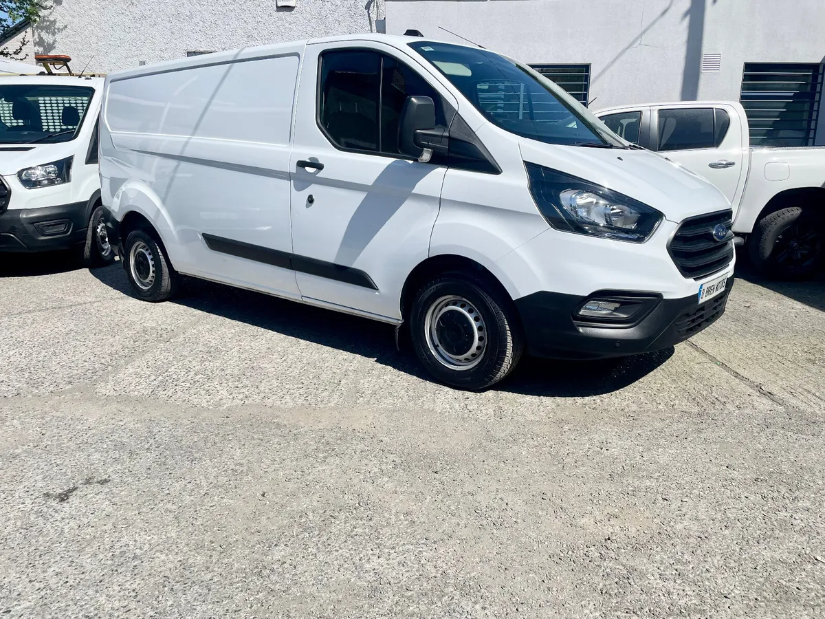 Ford Transit Custom 300L2 2.0TDCI 130PS LWB,2023 - Image 2