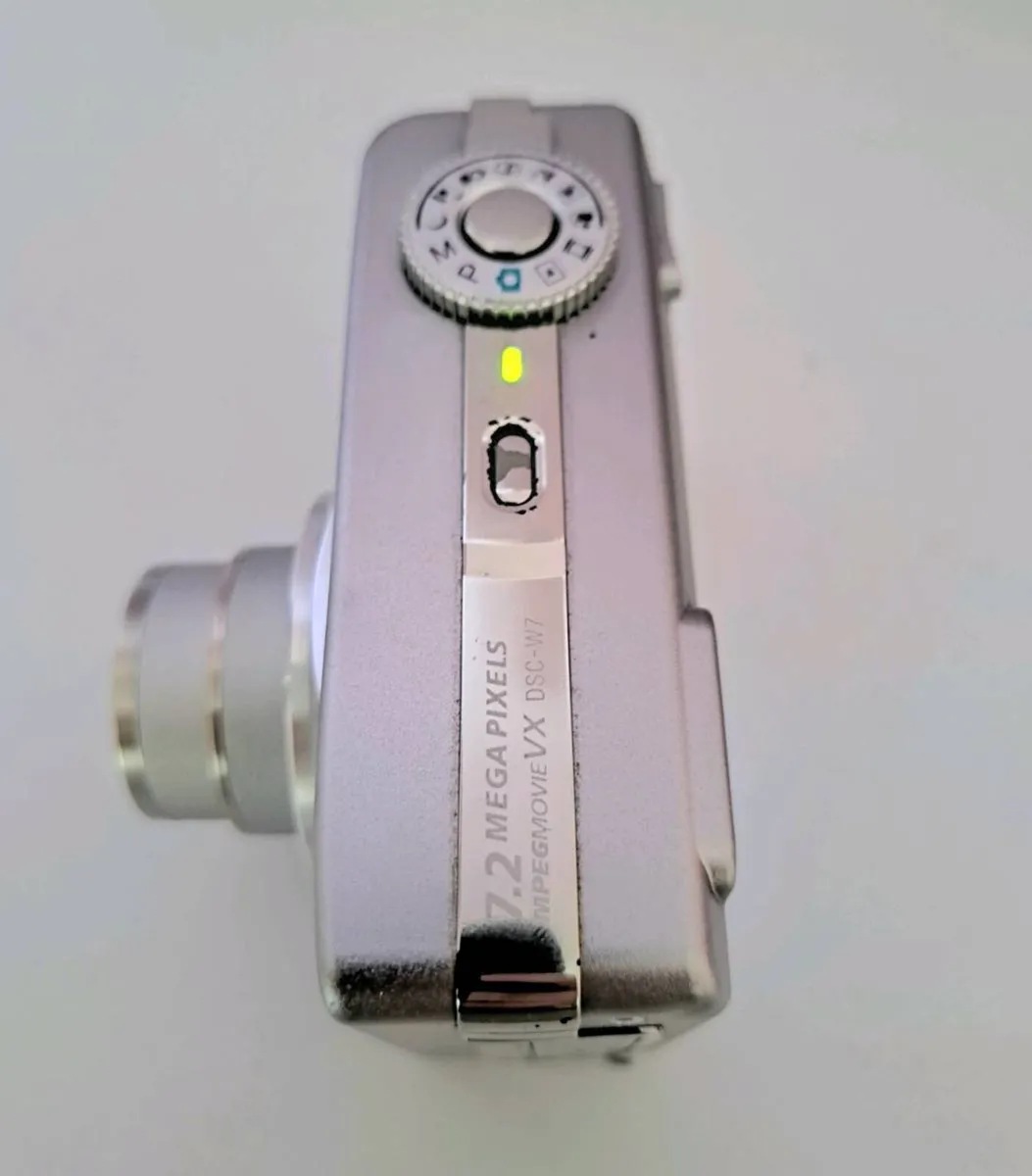 Sony cybershot w7 - Image 4