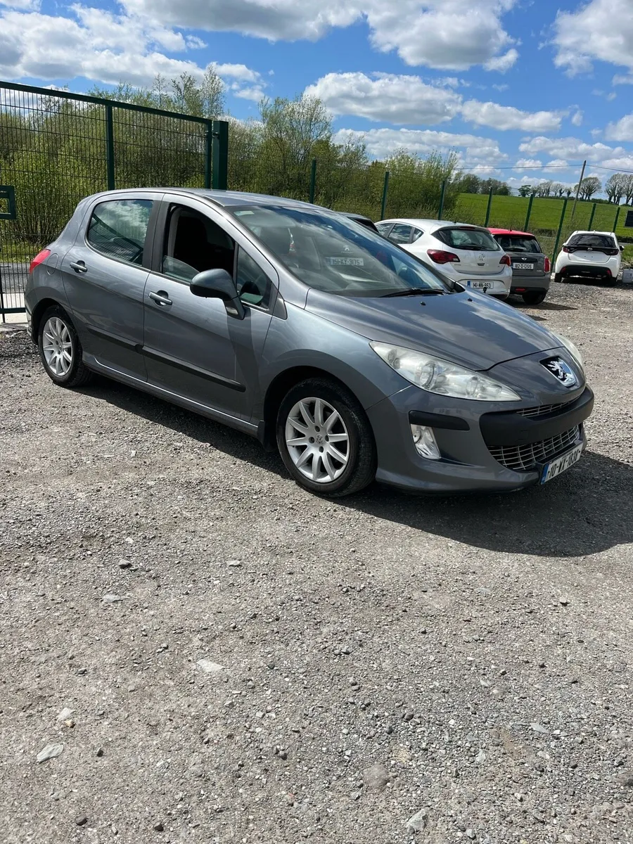 PEUGEOT 308 DIESEL DRIVES PERFECT - Image 1