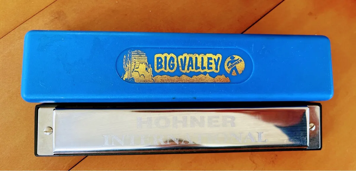 Hohner Big Valley harmonica