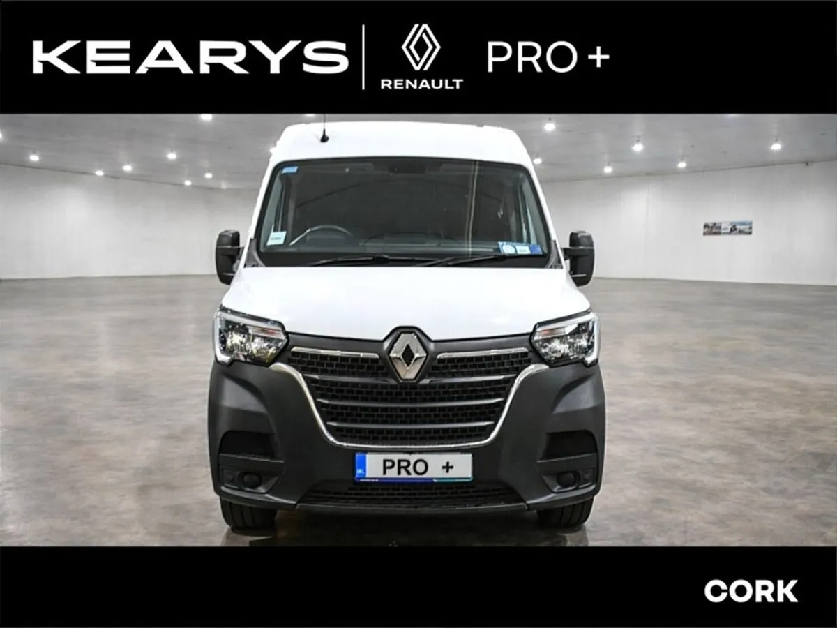 Renault Master FWD LM35 Blue dCi 135 Business MY22 - Image 3