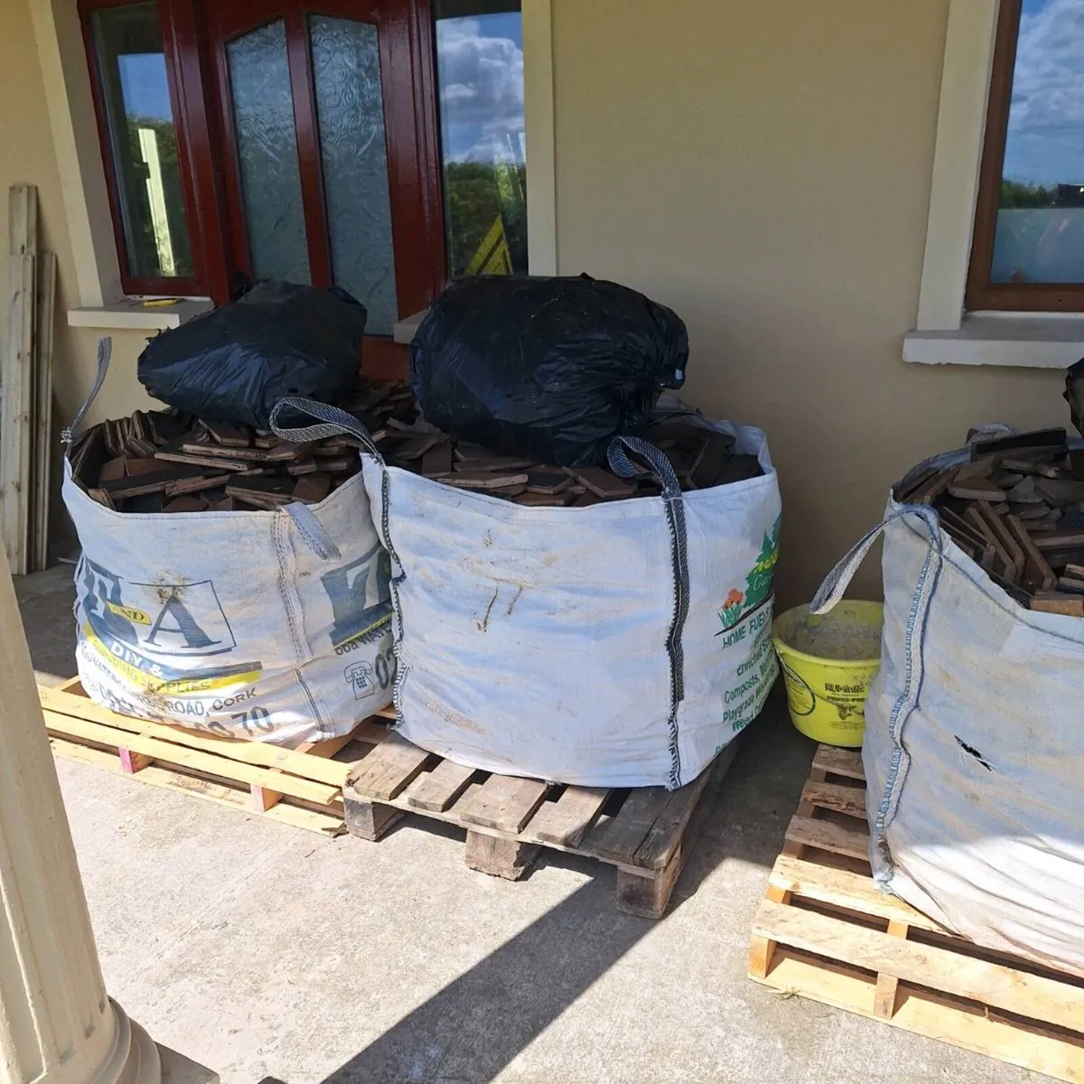 Oak parquet flooring  reclaimed - Image 3