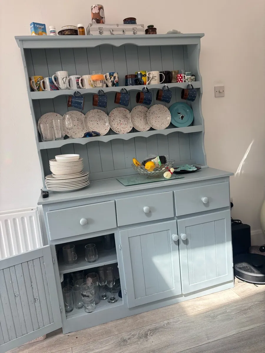 Dresser Hand painted - Image 1