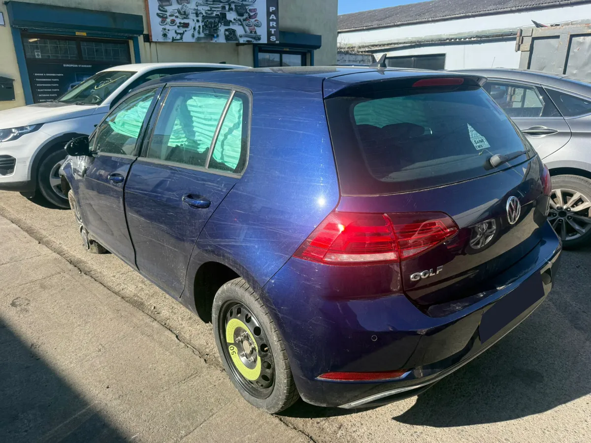 2017 VOLKSWAGEN GOLF MK7.5 1.6TDI FOR BREAKING - Image 4
