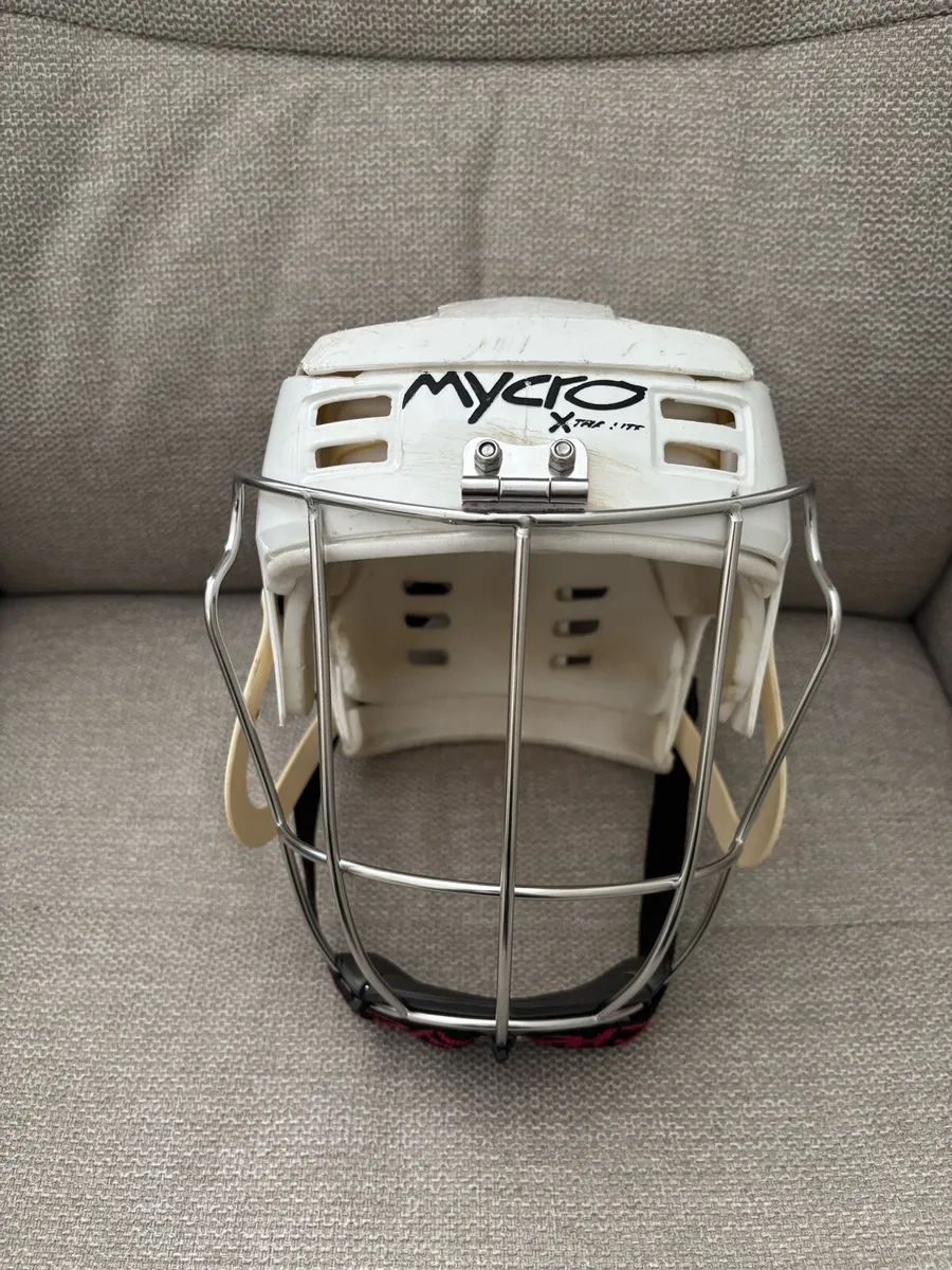 Hurling helmets - Image 2