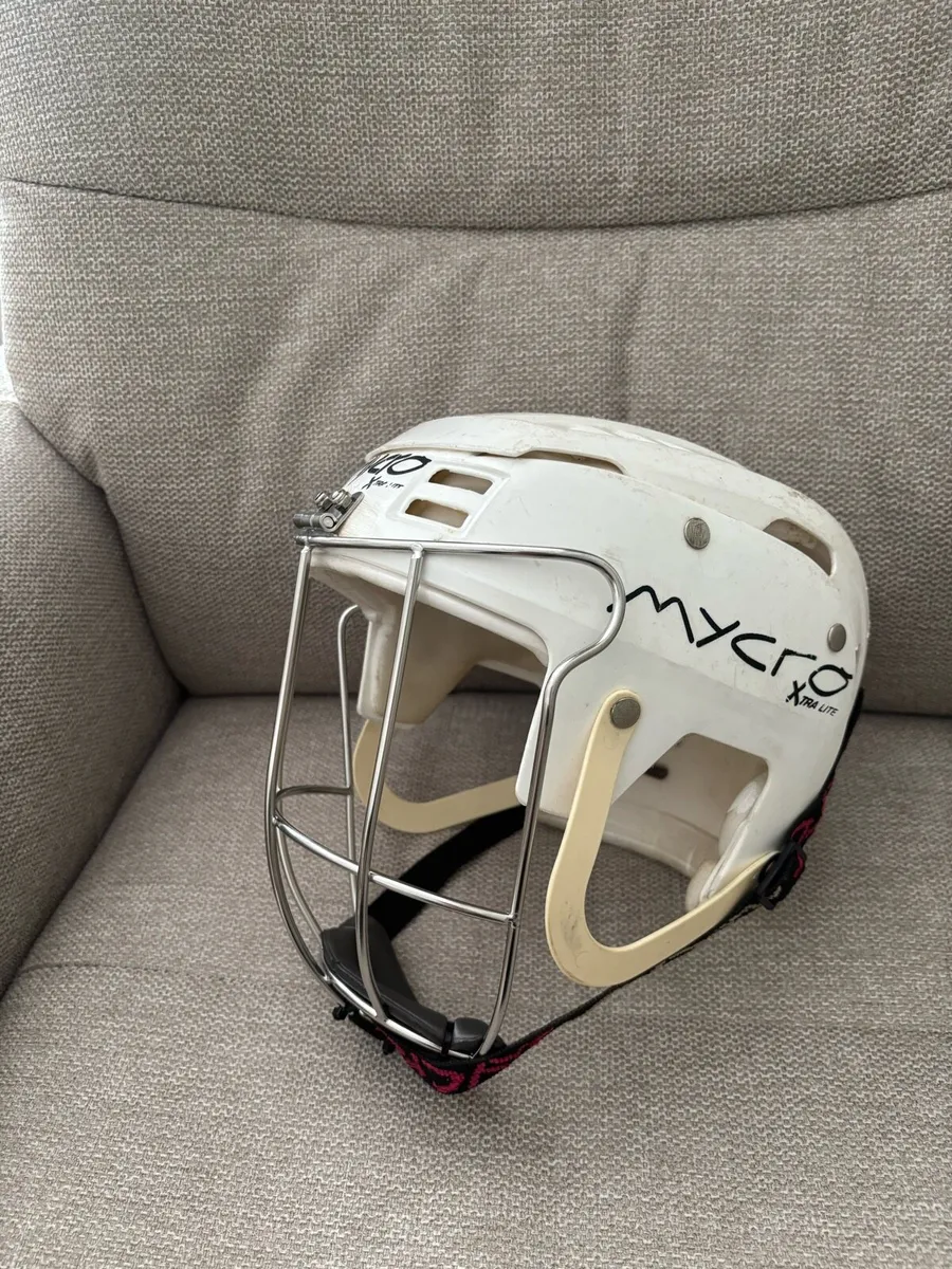 Hurling helmets - Image 3