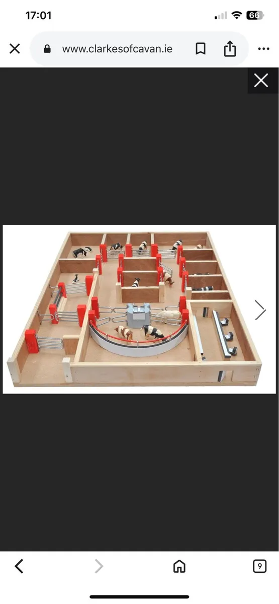 Mill wood cattle mart play set - Image 2