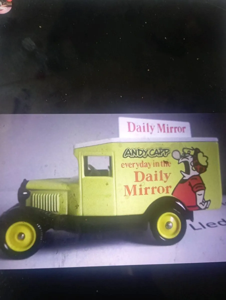 VINTAGE FORD MODLE  A DAYS GONE  VAN  ANDY CAPP - Image 2