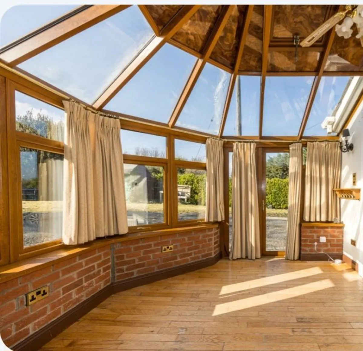 Conservatory - Image 2