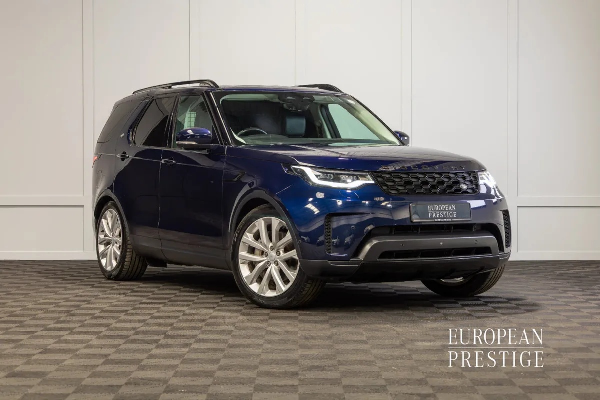 2022 Land Rover Discovery 2 Seat Commercial - Image 1