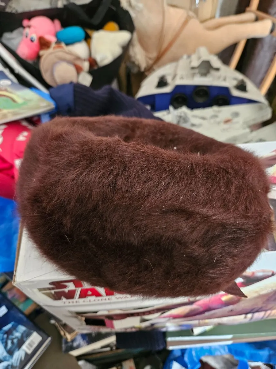 Vintage Fur Hat - Image 2