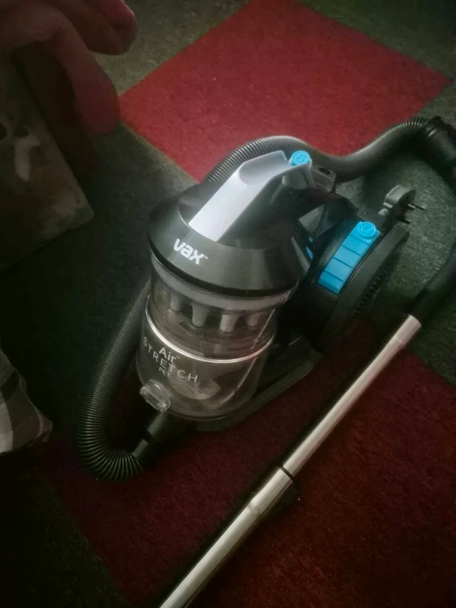 VAX AIR STRETCH HOOVER - Image 2