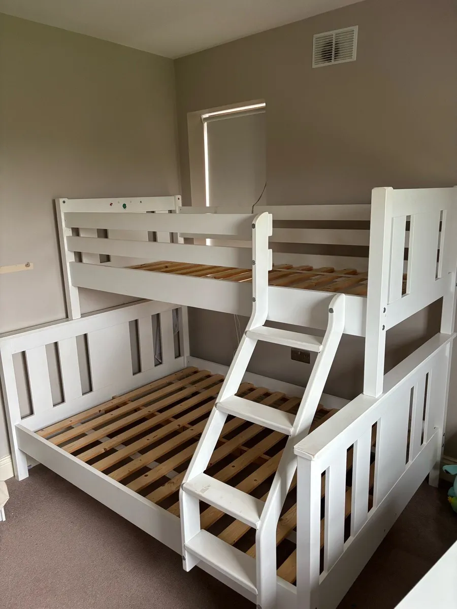 Double and Single bunk bed - Image 1