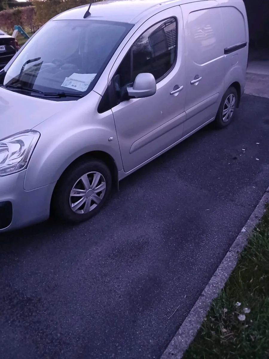 Peugeot Partner - Image 1