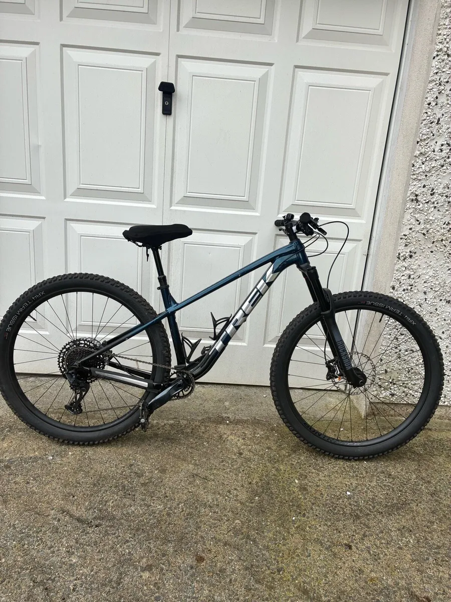 Roscoe 8 hard tail mountain bike - Image 2