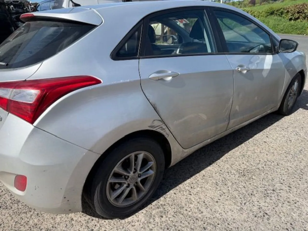 2013 HYUNDAI I30 1.6L-D - Image 3