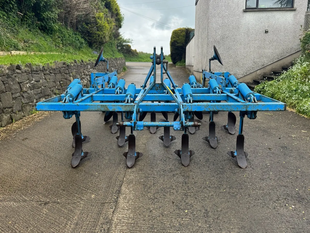 Lemken Thorit 8 Cultivator - Image 3