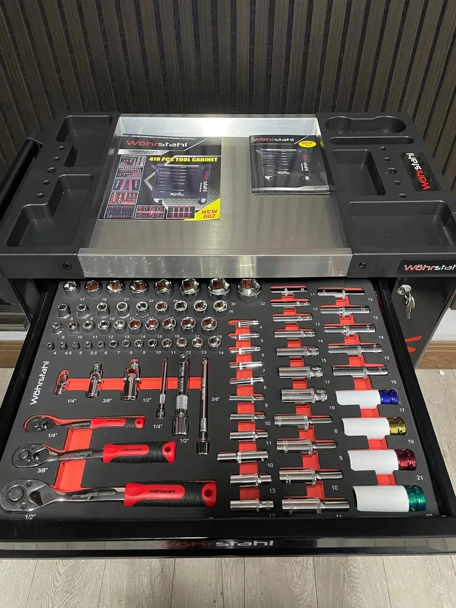 7 DRAWER TOOL BOX - Image 1