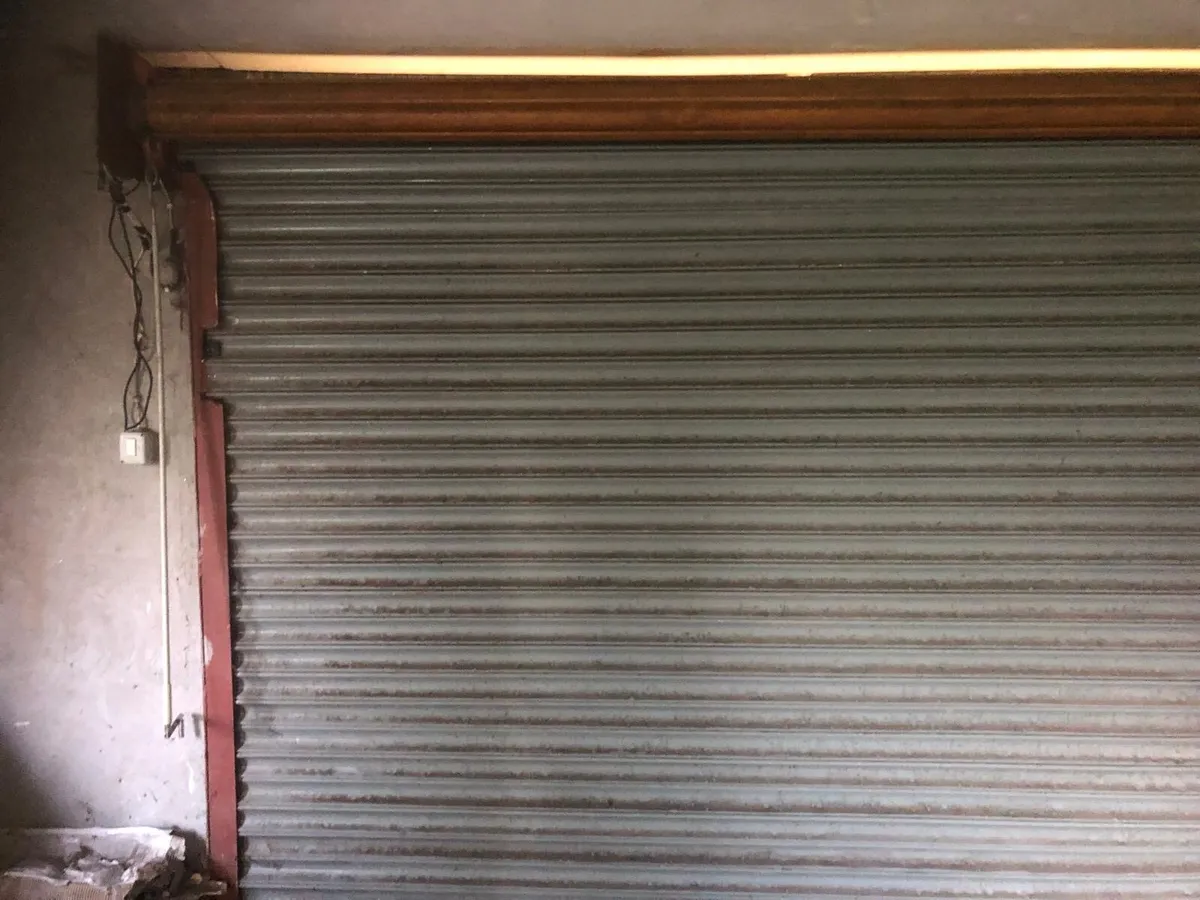 Garage roller door - Image 2
