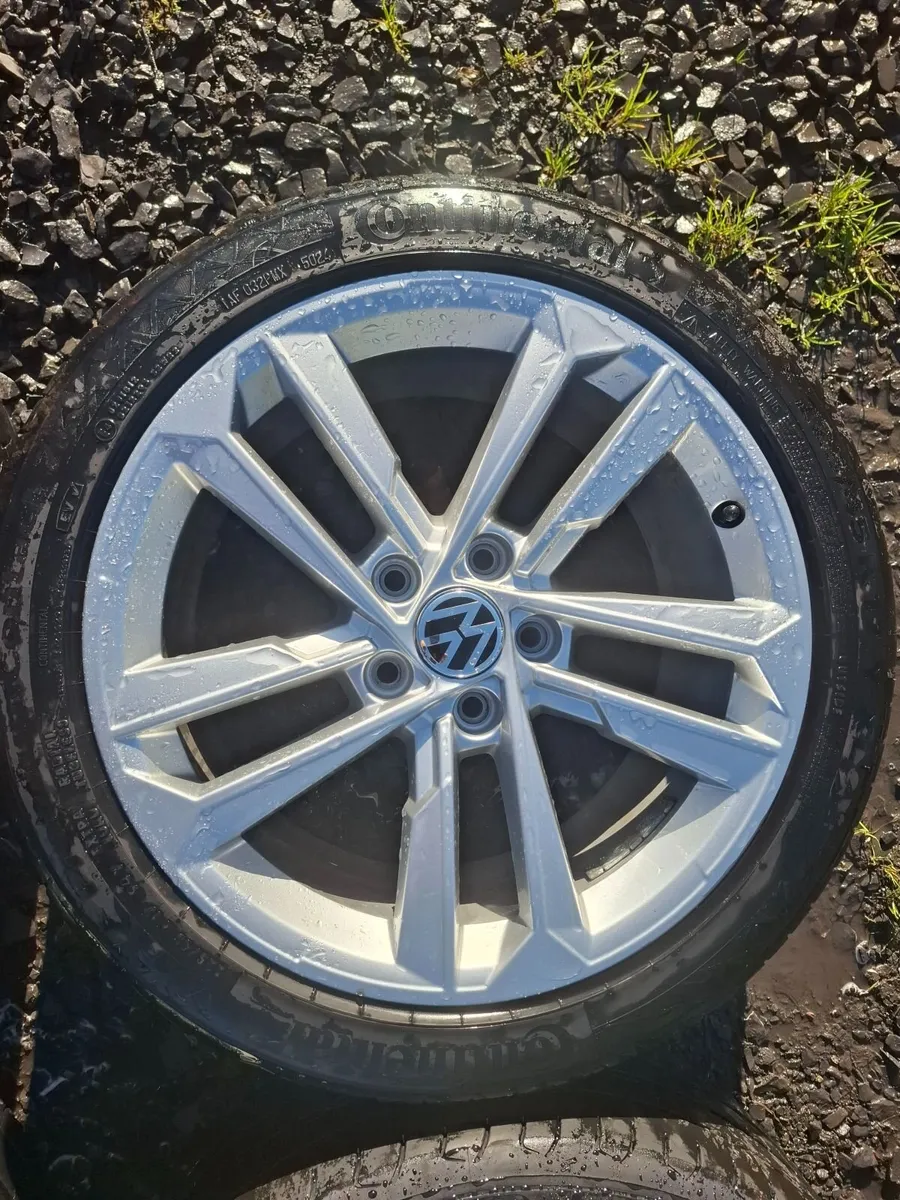 17" Vw Alloys with tyres - Image 3