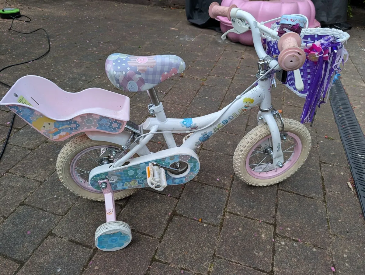 Girls Bike - Suitable for 2 - 5 Year Old - Image 3
