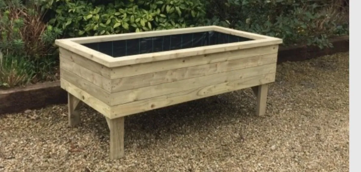 Garden planter - Image 1