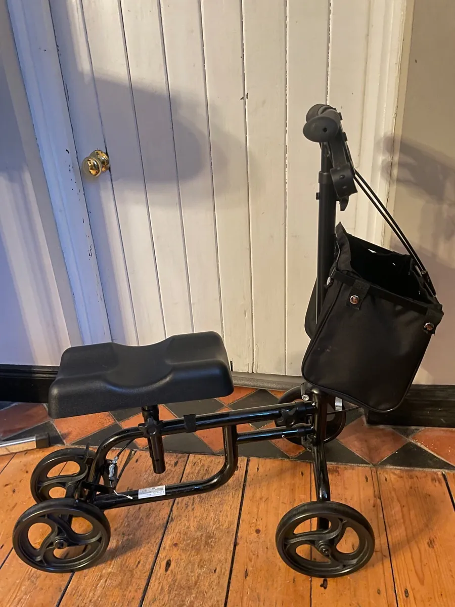 Knee scooter - Image 1