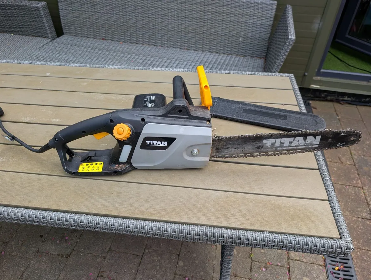 Chainsaw - Titan - Image 1