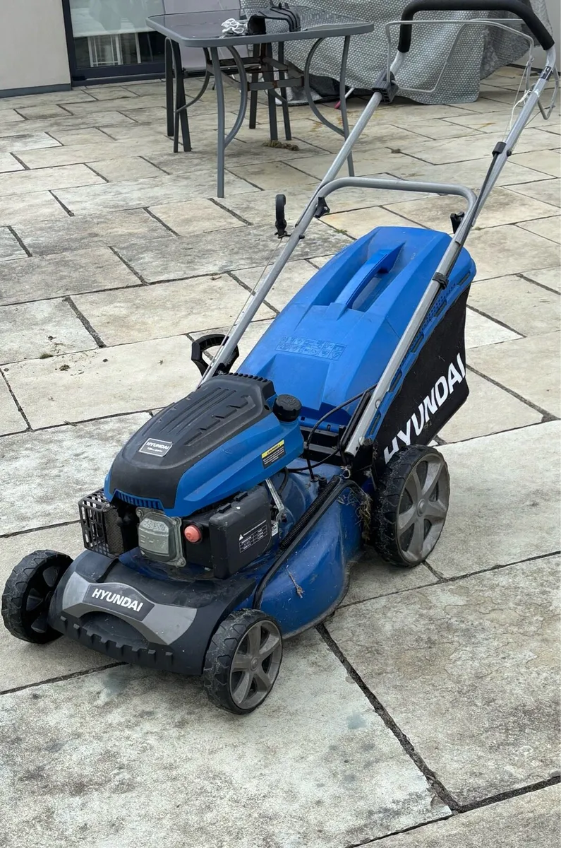 Hyundai lawnmower - Image 2