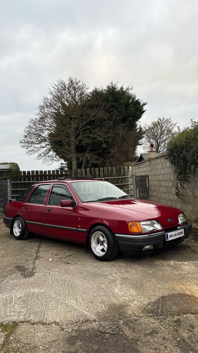 Ford Sierra Ghia 2.0 DOHC - Image 2
