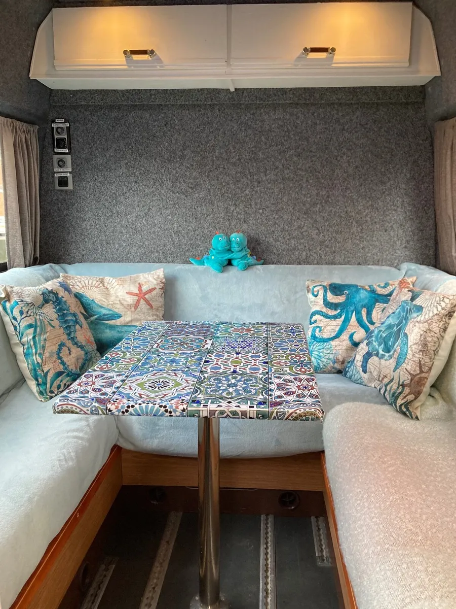Mercedes Sprinter Motorhome/Campervan - Image 3