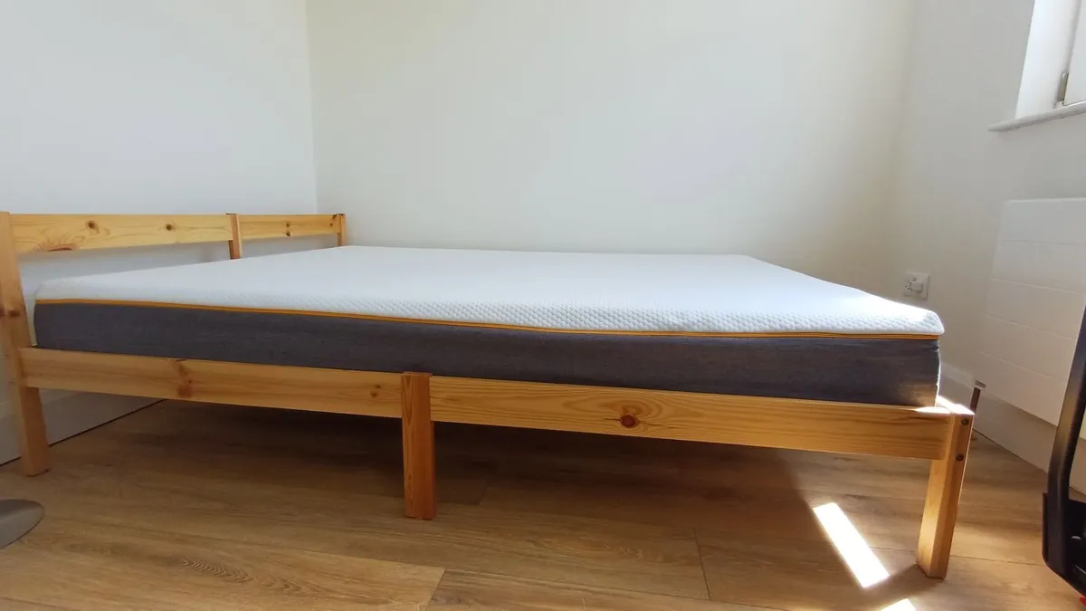 Double memory foam matress - Image 3