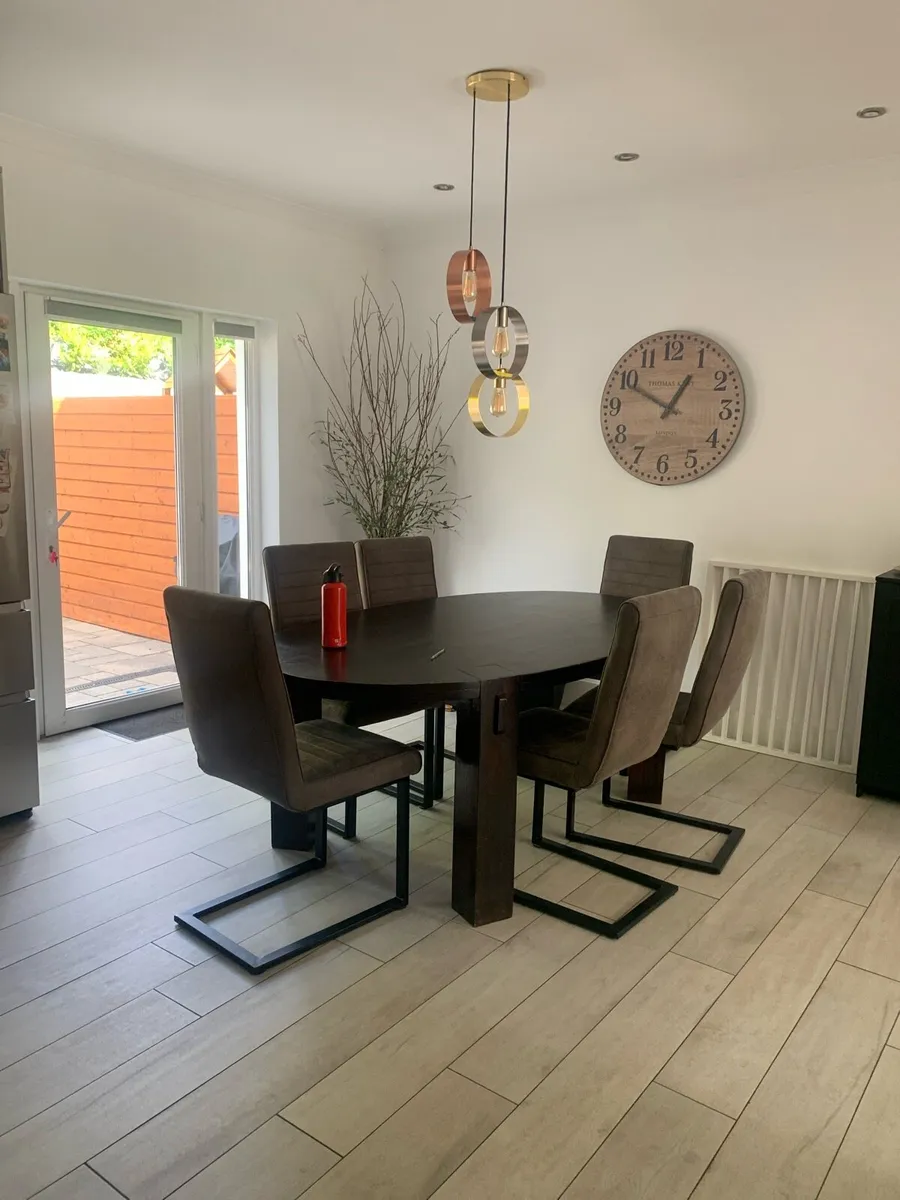 Dining table and chairs - Image 2