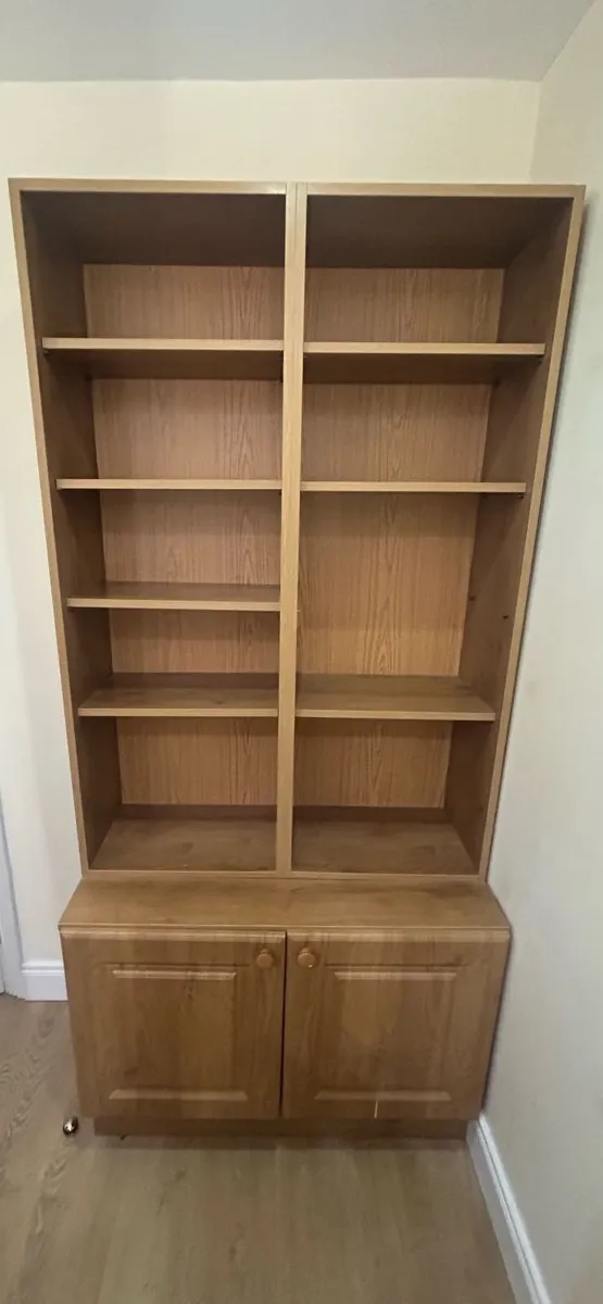 Bookcase with cabinet - Image 2