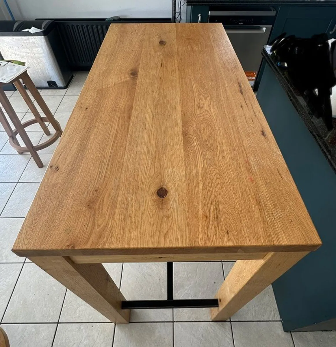 Sturdy Oak Bar/Island Table with metal frame - Image 2