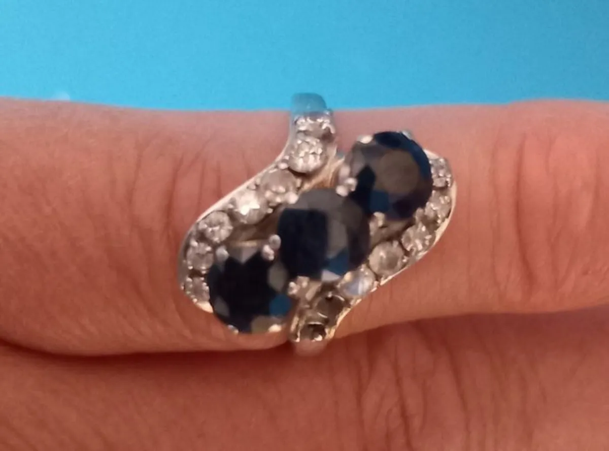 Jewellery - Image 1