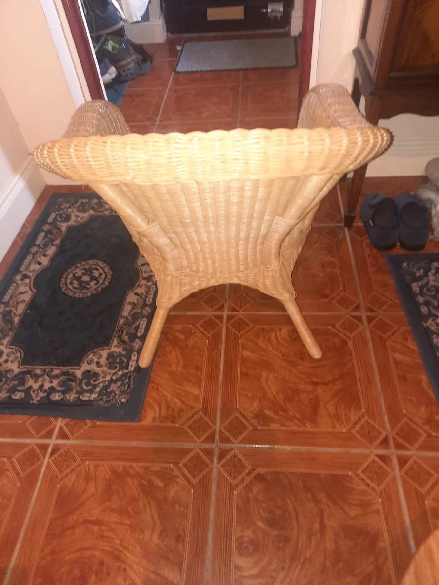 Armchair - Image 3