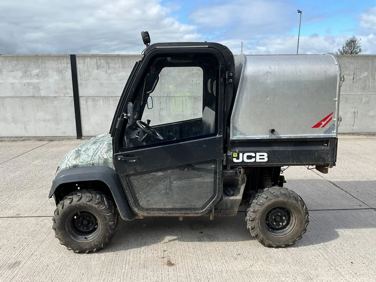 JCB 4WD DIESEL UTILITY VEHICLE - Image 3