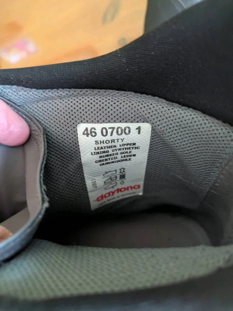 Motorcycle boots - Image 4