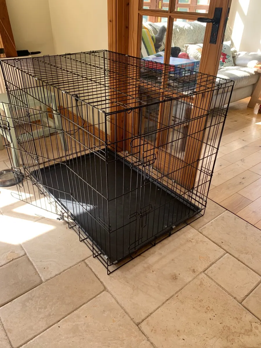 Dog cage - Image 1