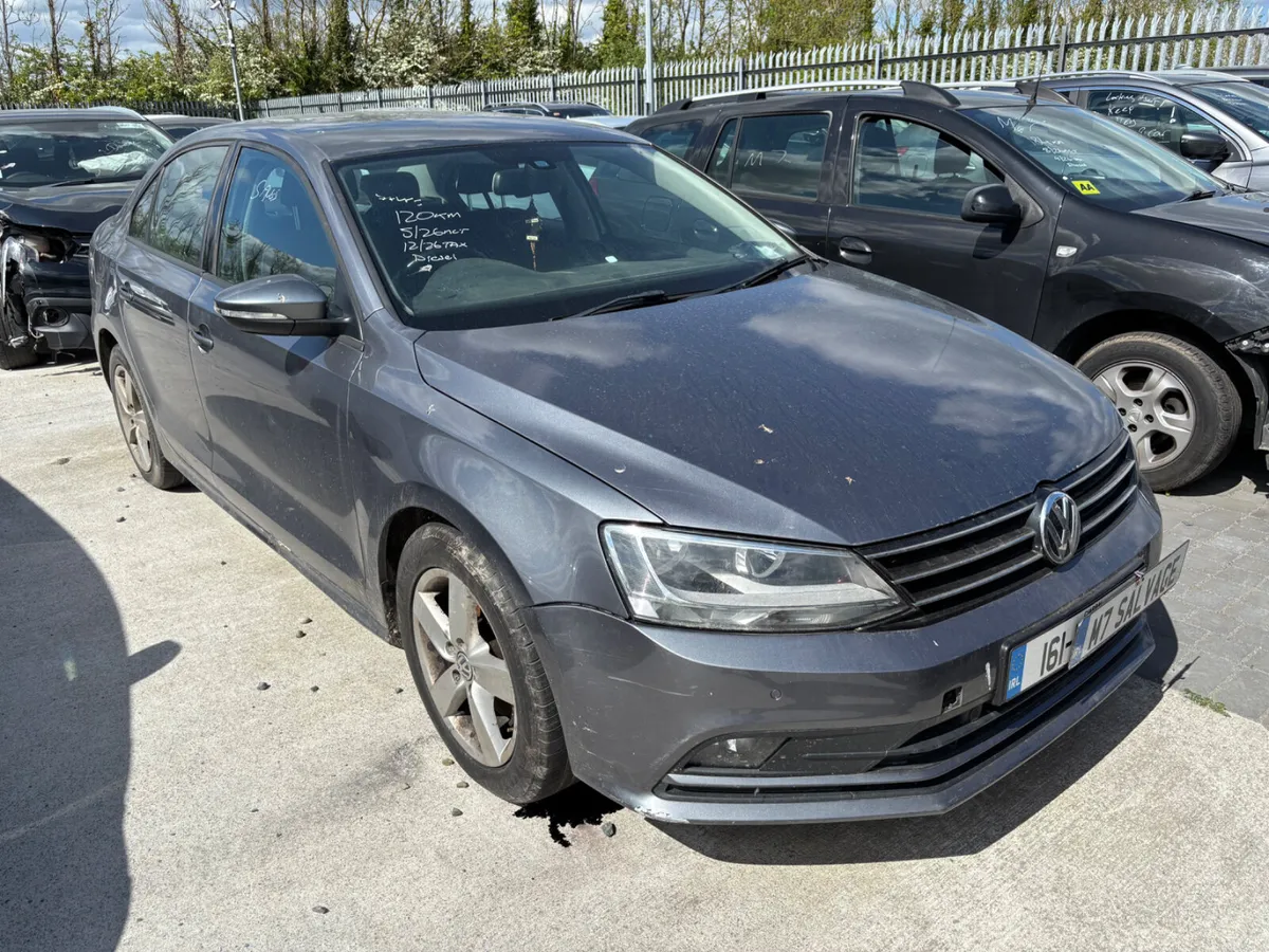 16 Jetta CL 2.0 Tdi Starting 120km Drives - Image 2