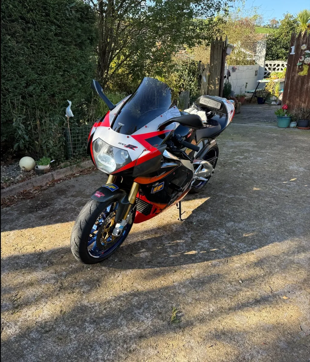 Aprilia RSV Mille R - Image 4