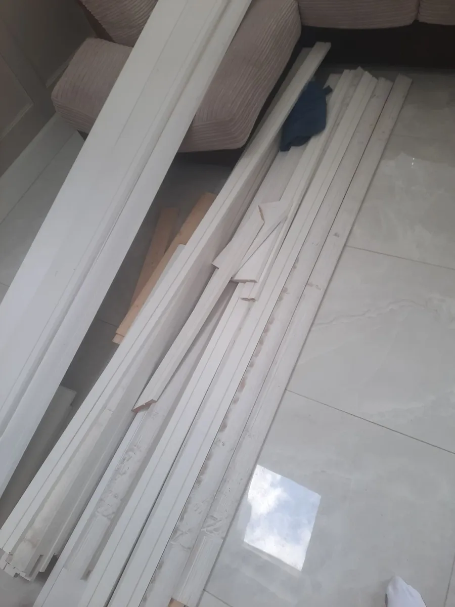Architrave - Image 2