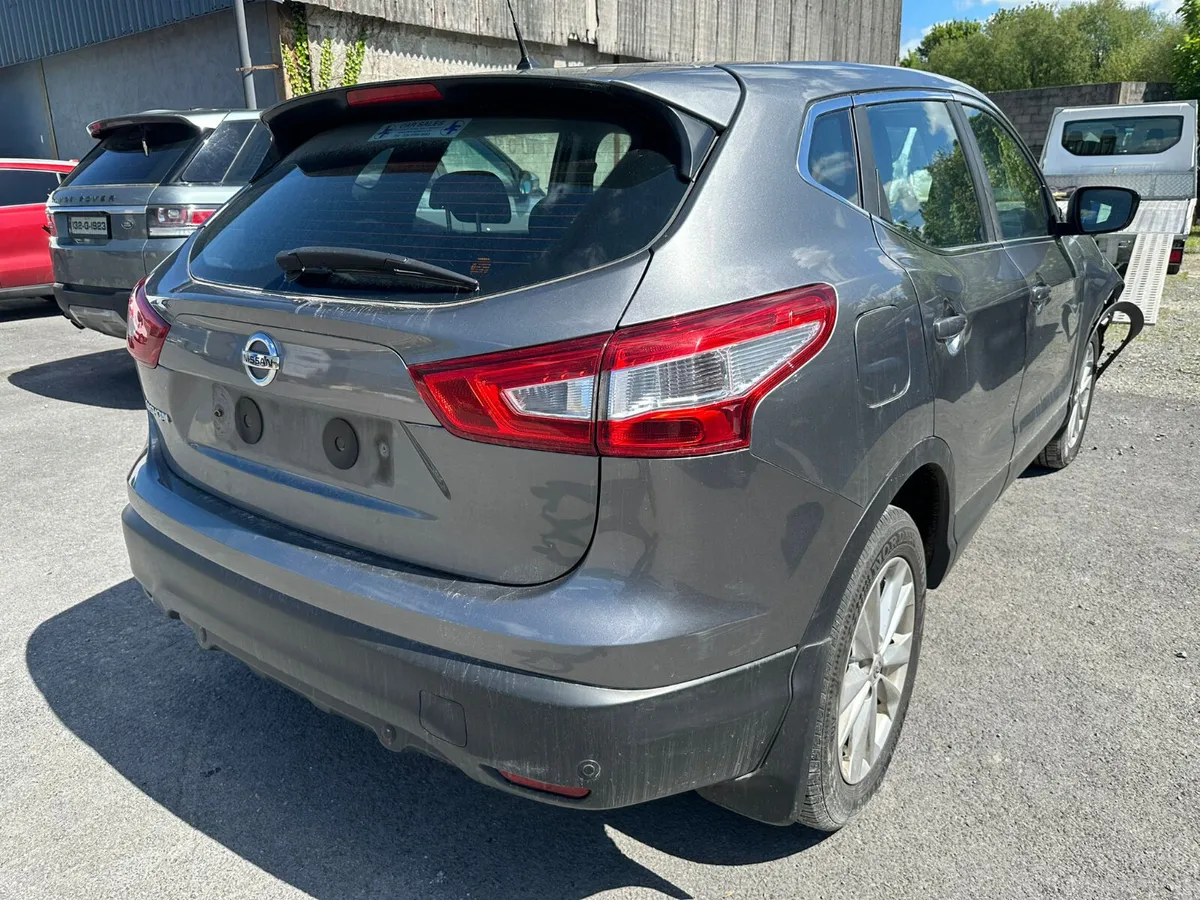 14 NISSAN QASHQAI  1.2 P FOR BREAKING - Image 3