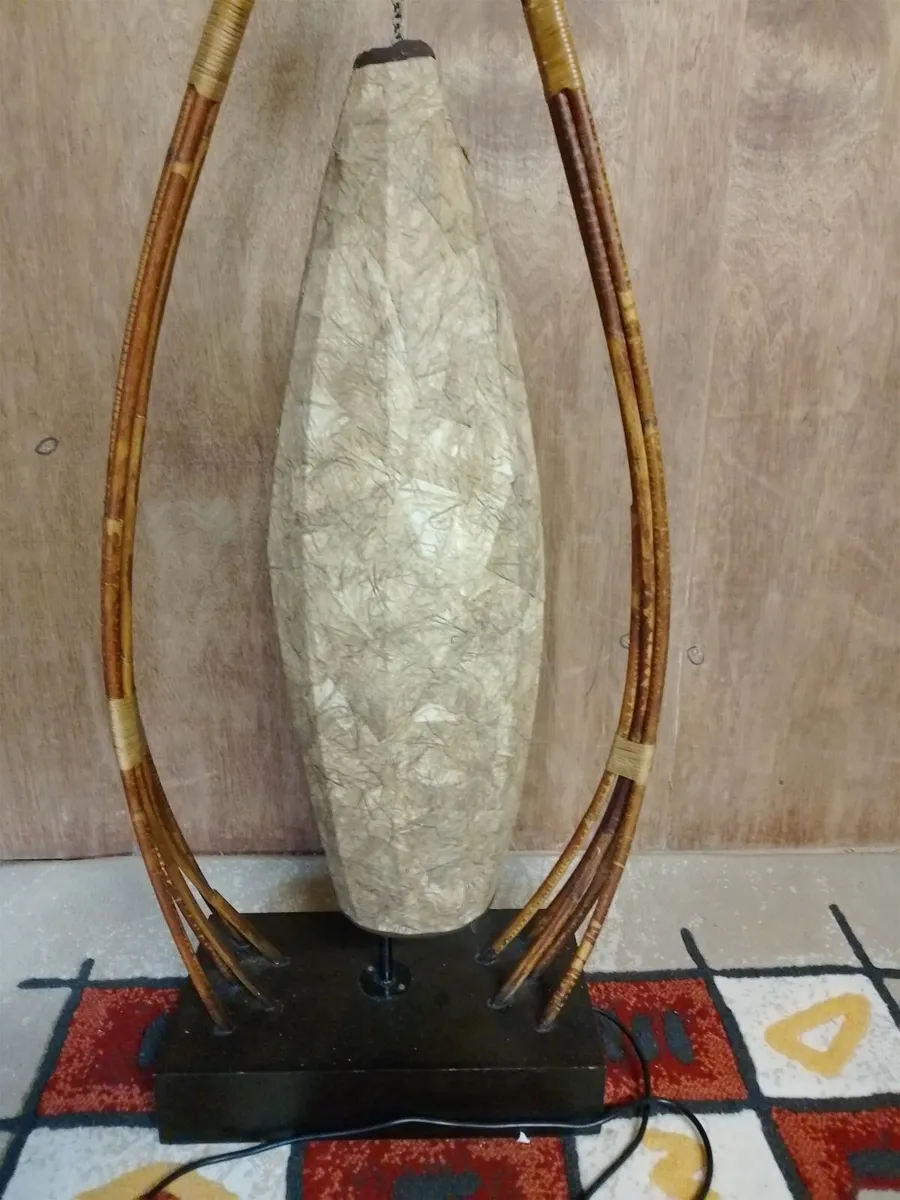 Floor lamp - Image 1