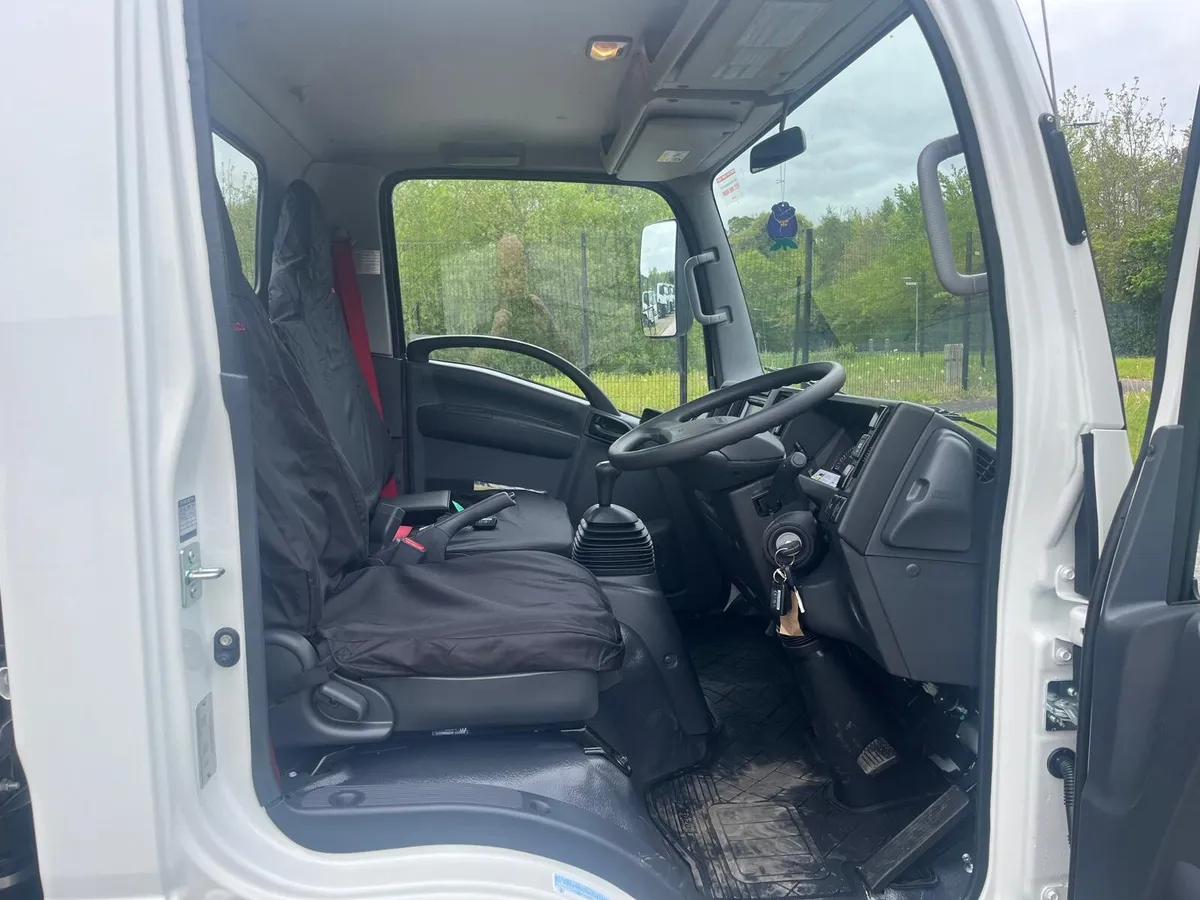 NEW 3.5 TON ISUZU - Image 3