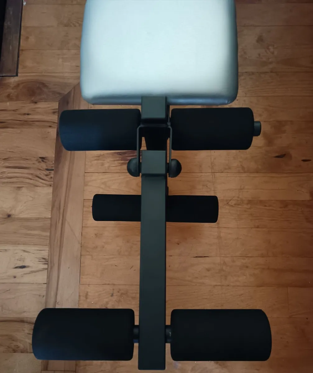 York Fitness B501 Folding Barbell Bench - Image 4